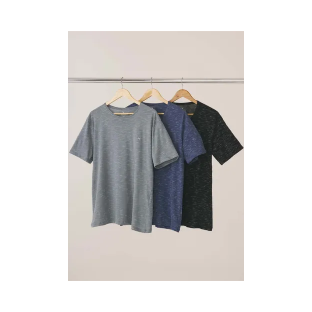 Kit 3 Camisetas Básicas Masculinas Em Malha Jet Com Bordado
